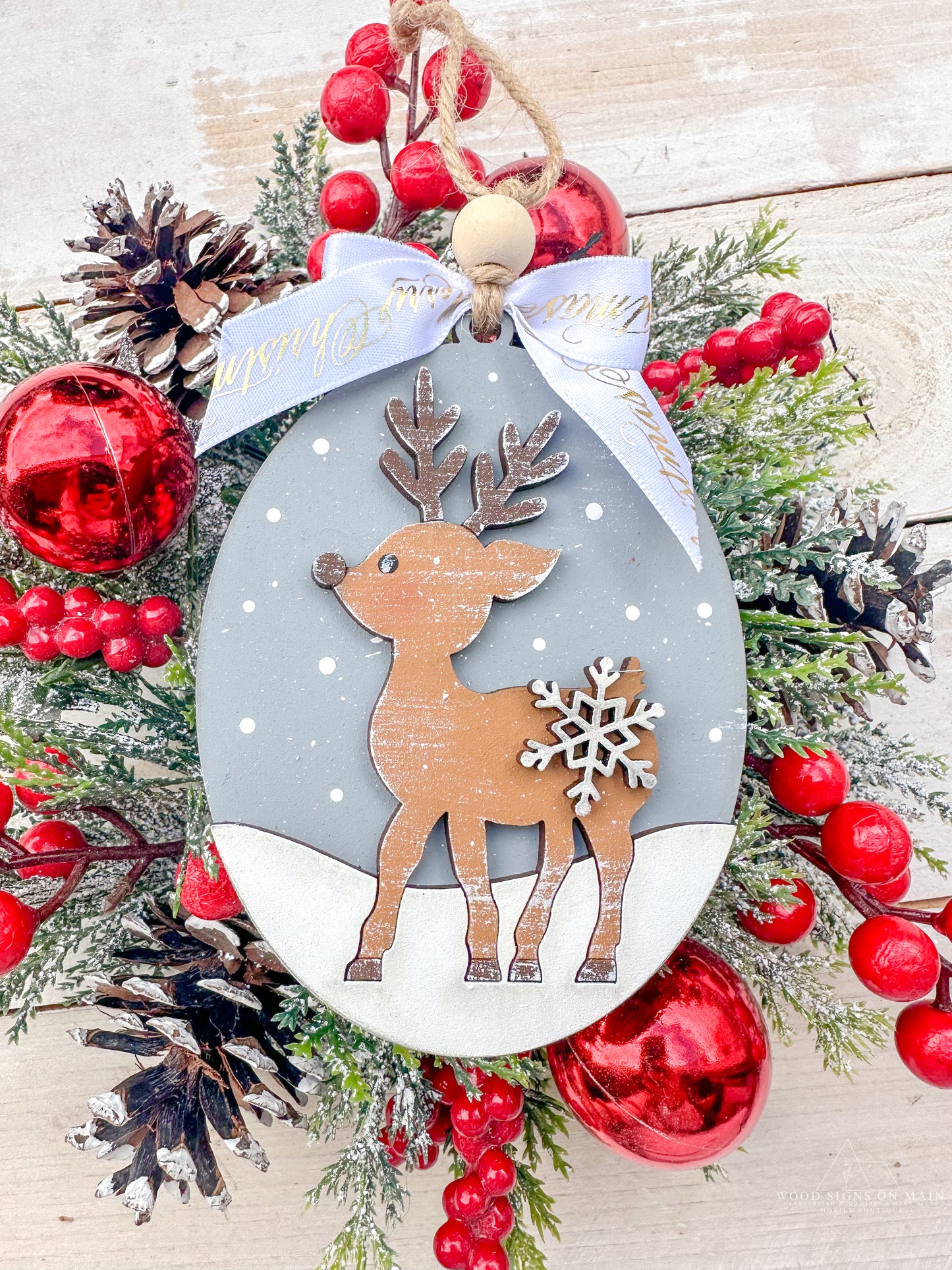 reindeer oval ornament