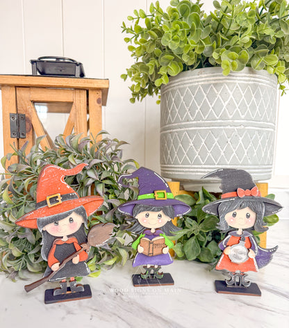 Witches wood shelf sitters
