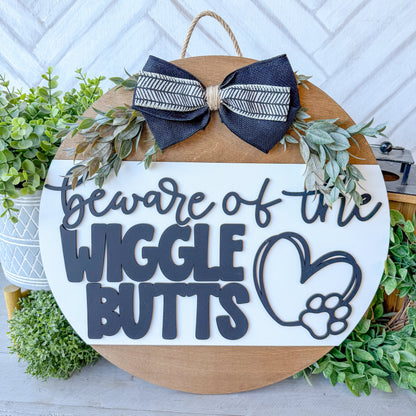 beware of the wiggle butts 18 inch dog door round