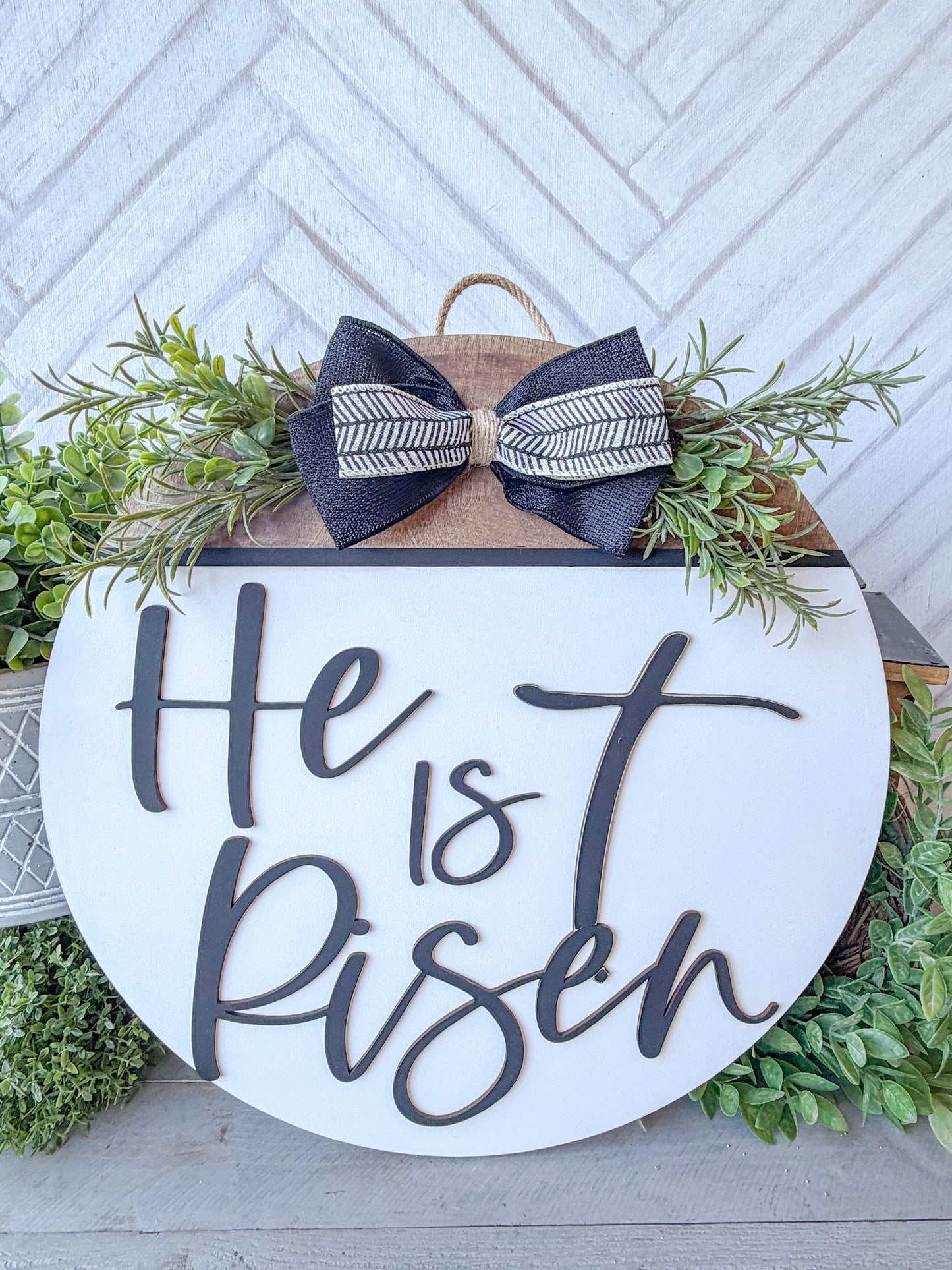 he is risen 18inch Easter door round